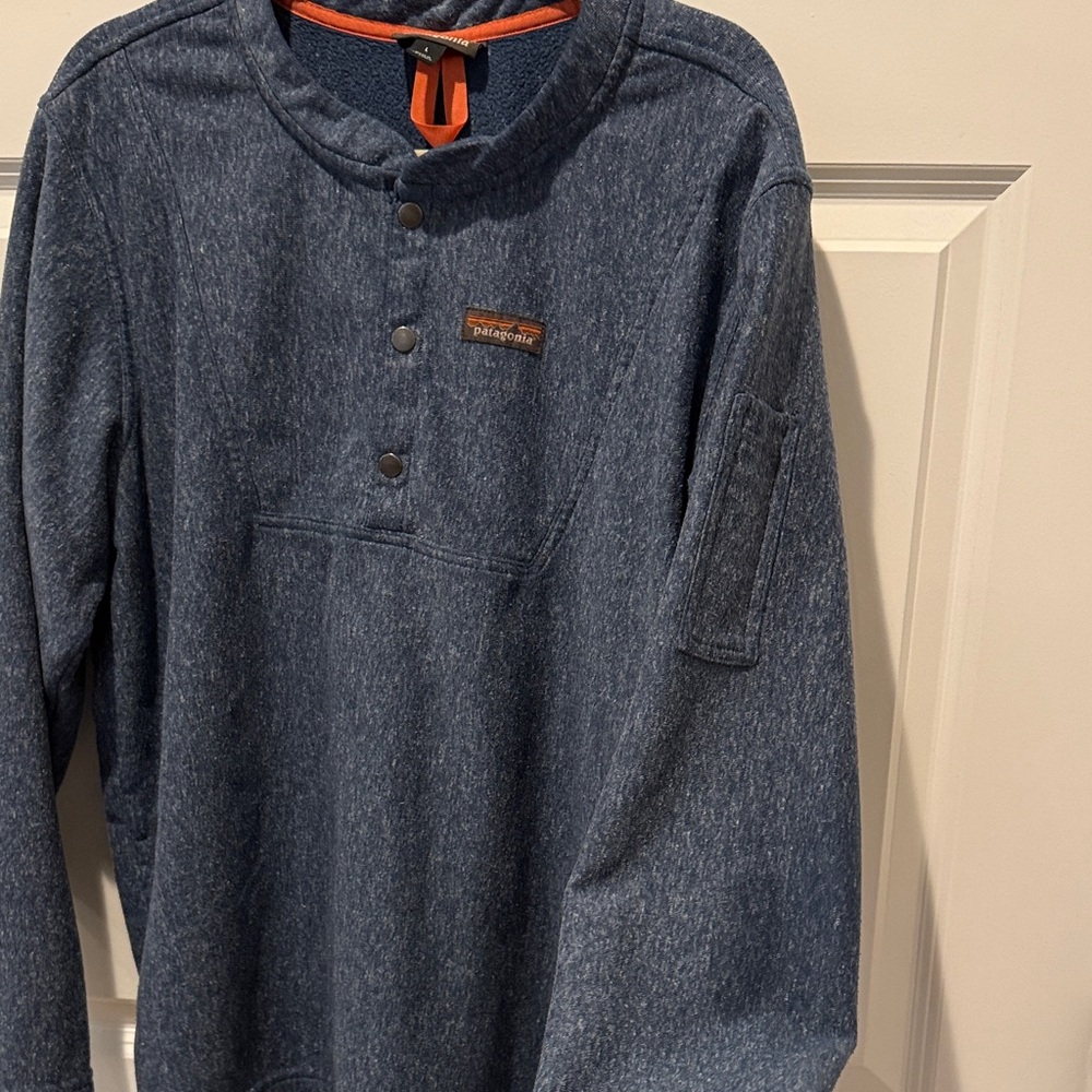 Men’s Patagonia Long Sleeve Hemp Henley Sweatshirt - Picture 4 of 6